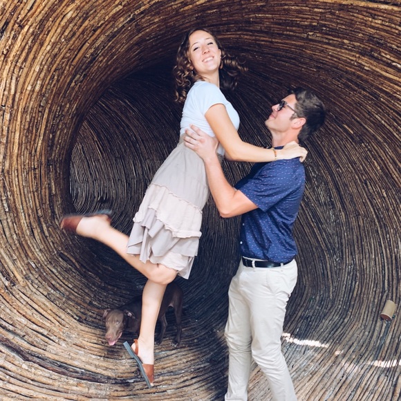 Meet your Posher, Sierra - Picture 3 of 5